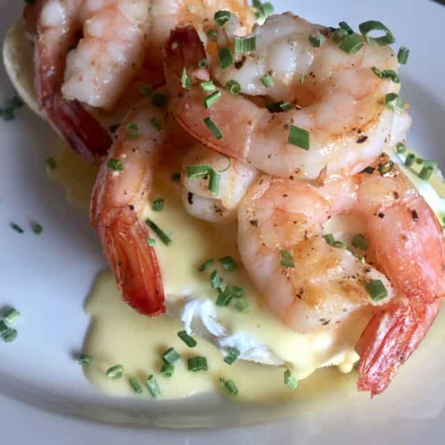 Shrimp & Eggs Benedict - FlyPeachPie