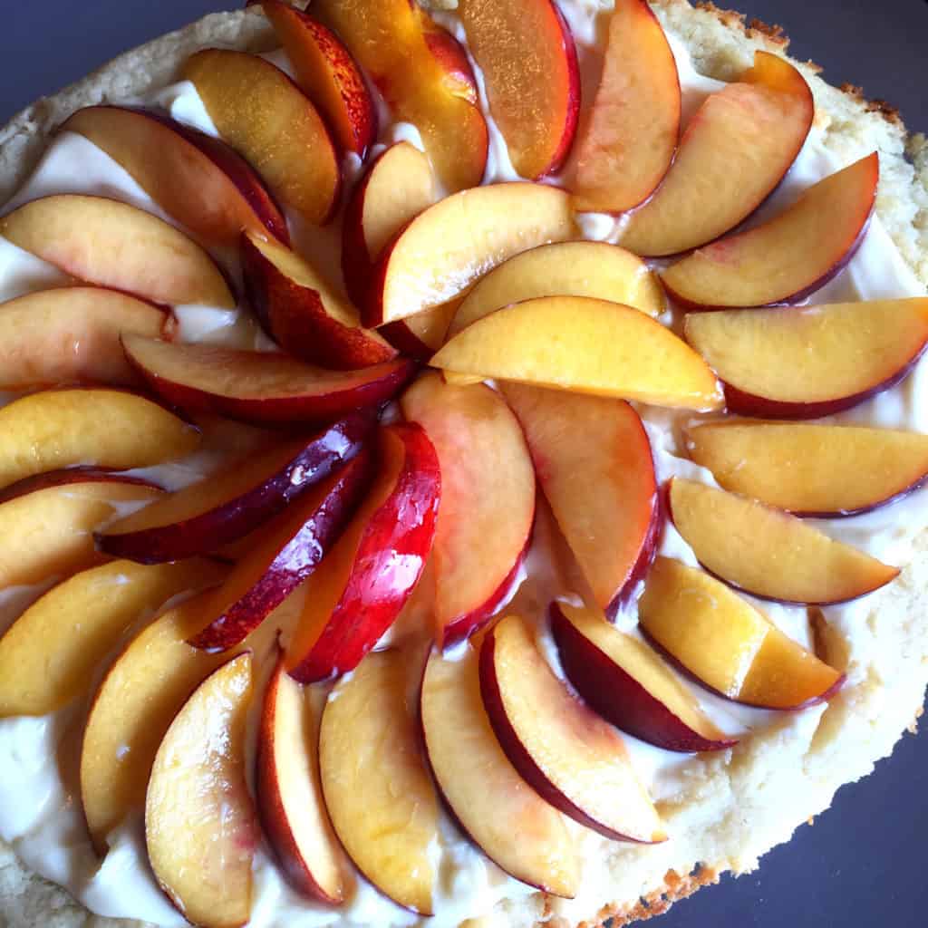 nectarine and mascarpone tart 