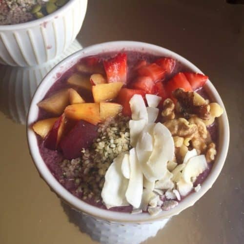 Low Carb Acai Smoothie Bowl FlyPeachPie