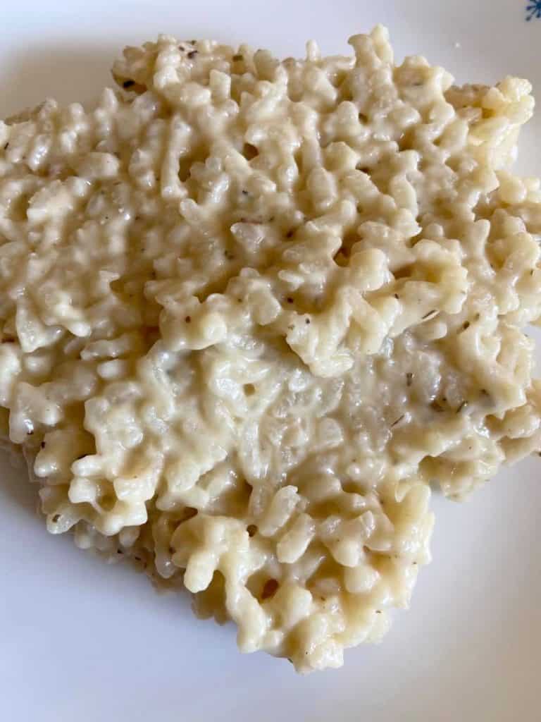 https://www.flypeachpie.com/wp-content/uploads/2021/07/garlic-and-rosemary-risotto-1-768x1024.jpg