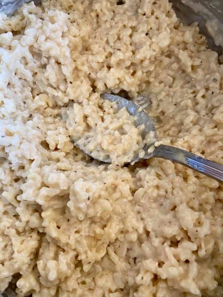 https://www.flypeachpie.com/wp-content/uploads/2021/07/garlic-and-rosemary-risotto-768x1024.jpg