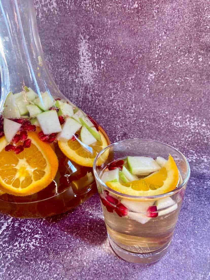 Elderflower White Sangria FlyPeachPie