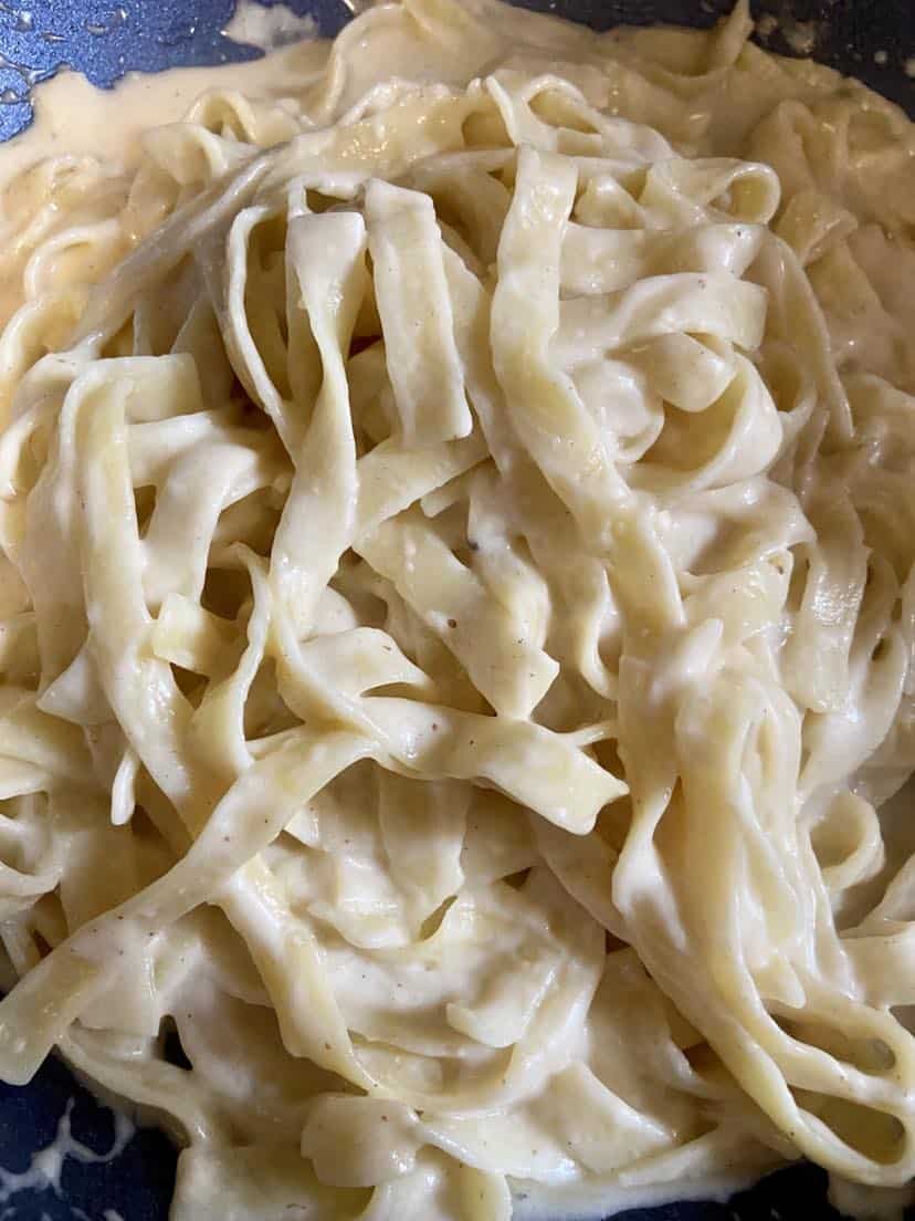 Lemon Cream Pasta With Shrimp - FlyPeachPie