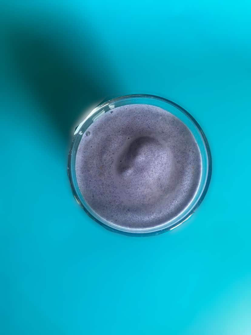 Electric Berry Lemonade Smoothie FlyPeachPie